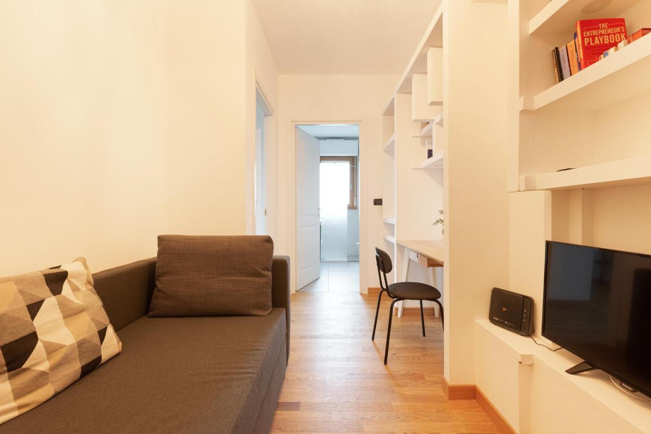 Milan Comfy Apartment X3 - With Balcony — Photos 3